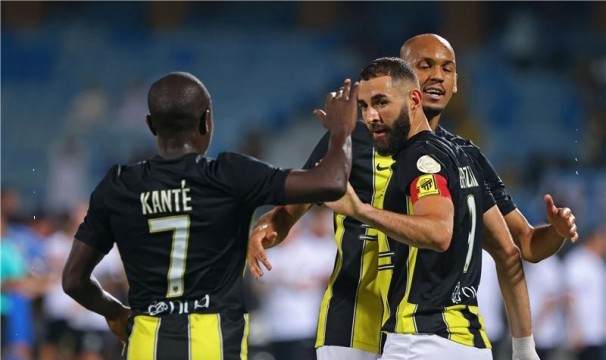 الاتحاد يحقق فوزاً مثيراً على القادسية في الدوري